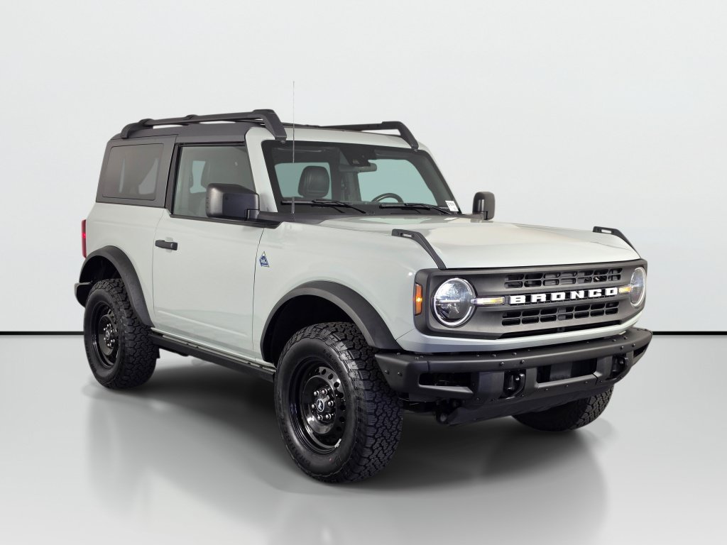 Used 2023 Ford Bronco Black Diamond AWD/4WD image 8