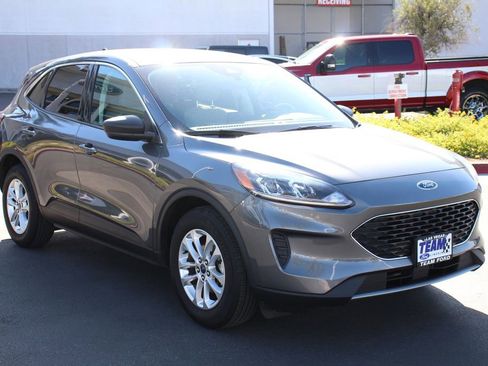 Certified 2022 Ford Escape SE FWD image 11