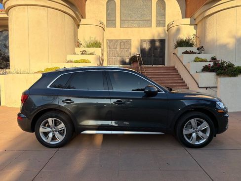 Used 2018 Audi Q5 2.0T Premium Plus w/ Premium Plus Package AWD/4WD image 18