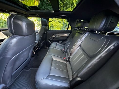 Used 2023 Land Rover Range Rover Sport SE image 14