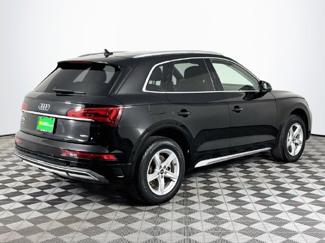 Used 2023 Audi Q5 2.0T Premium w/ Convenience Package AWD/4WD image 8