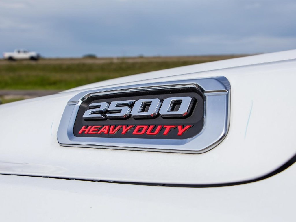 Used 2025 RAM 2500 Tradesman AWD/4WD image 3