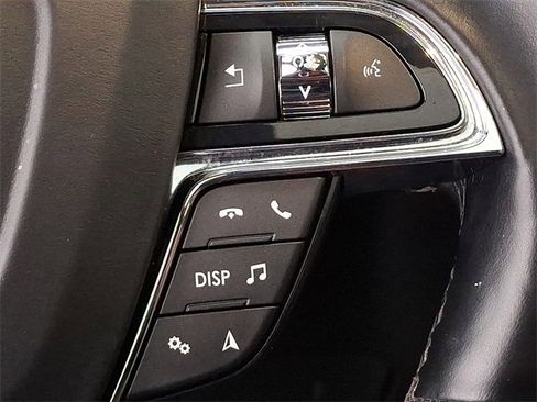 Certified 2023 Lincoln Nautilus Reserve image 24