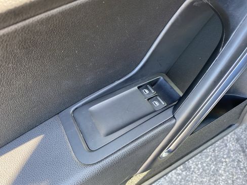 Used 2016 Volkswagen Beetle 1.8T SEL image 23