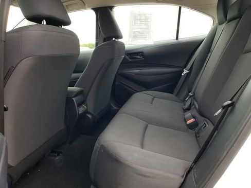 Used 2026 Toyota Corolla LE FWD image 11