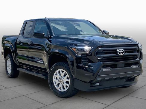 Used 2024 Toyota Tacoma SR5 RWD image 3