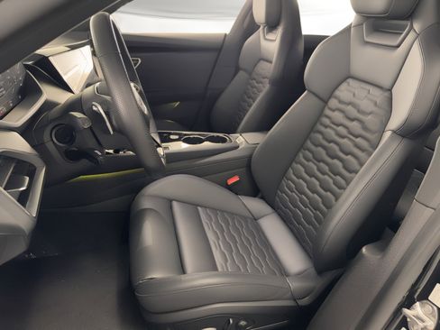 Used 2024 Audi e-tron GT Premium Plus w/ Executive Package image 5