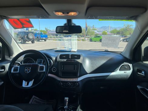 Used 2020 Dodge Journey SE w/ SE Popular Equipment Group FWD image 20