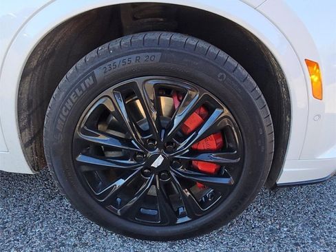 Certified 2025 Cadillac XT6 Sport w/ Platinum Package image 5