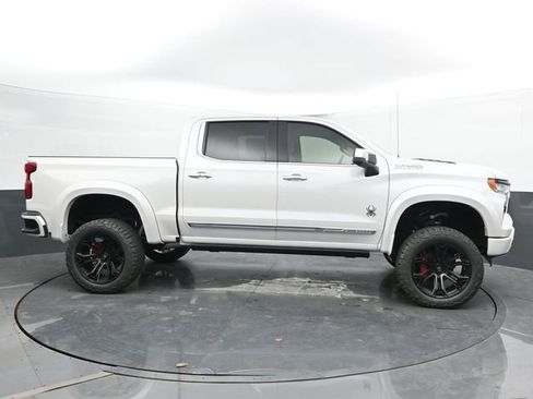 New 2025 Chevrolet Silverado 1500 High Country w/ Technology Package AWD/4WD image 9