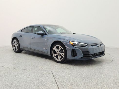 Used 2023 Audi e-tron GT Premium Plus AWD/4WD image 3