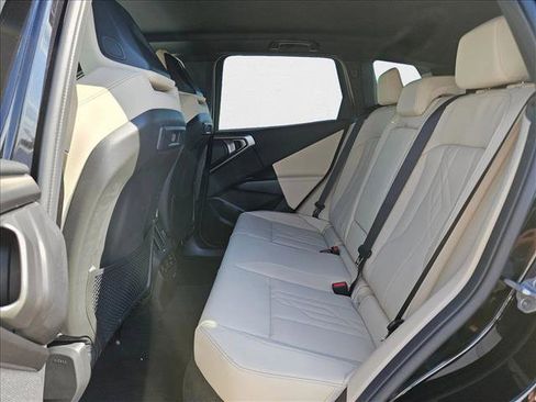 Used 2026 BMW X3 xDrive30 w/ Convenience Package image 14