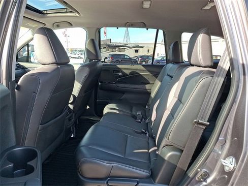 Used 2021 Honda Pilot EX-L image 9