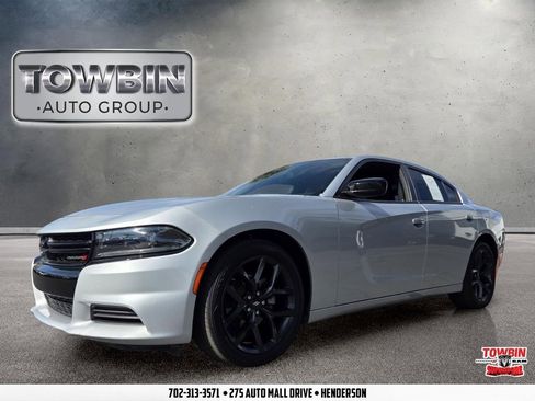 Used 2022 Dodge Charger SXT w/ Blacktop Package RWD image 1