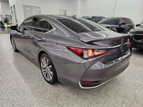 Used 2021 Lexus ES 300h w/ Premium Package FWD image 7