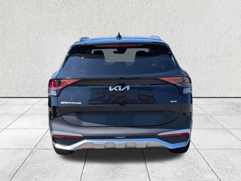 Used 2023 Kia Sportage EX AWD/4WD image 4