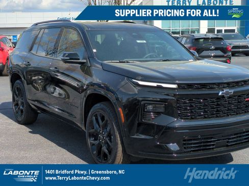 New 2026 Chevrolet Traverse RS FWD image 1