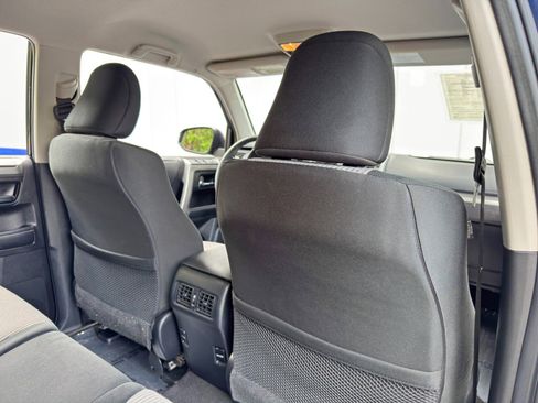 Used 2019 Toyota 4Runner SR5 RWD image 31