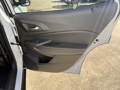 New 2026 Chevrolet Trax RS w/ Driver Confidence Package image 40