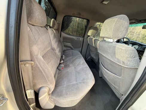 Used 2002 Toyota Tacoma PreRunner image 21