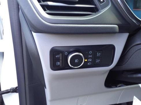 New 2024 Ford Escape SE w/ PHEV Premium Package image 19