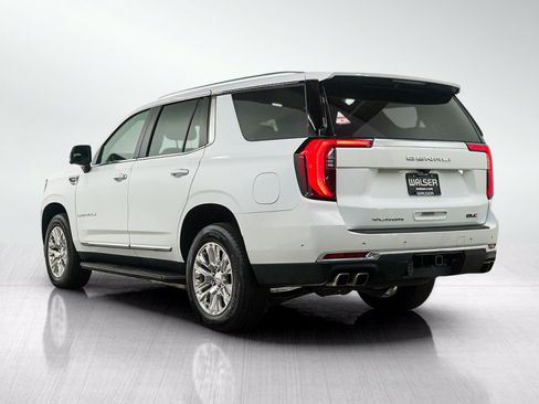 Used 2025 GMC Yukon Denali AWD/4WD image 4