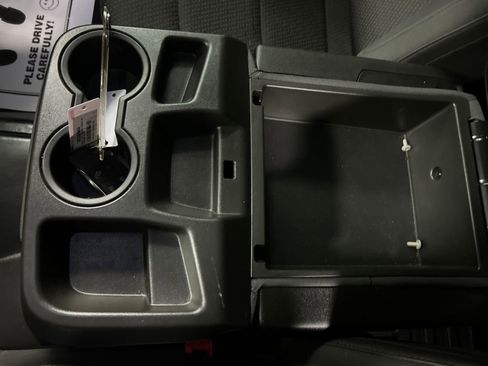 Used 2024 GMC Sierra 2500 Pro w/ Convenience Package image 21