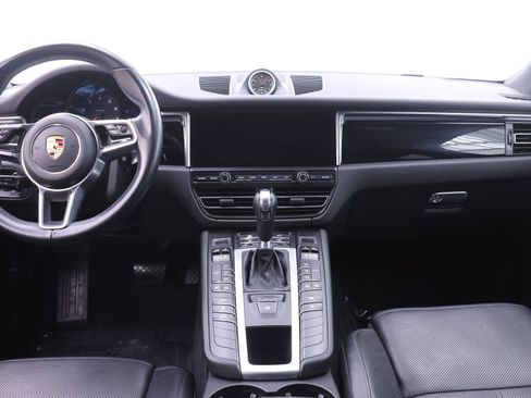 Used 2021 Porsche Macan AWD/4WD image 19