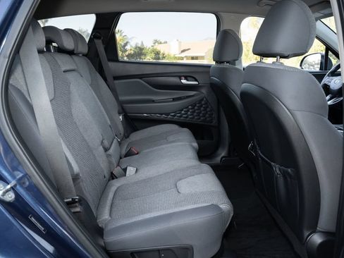 Used 2022 Hyundai Santa Fe SEL FWD image 39