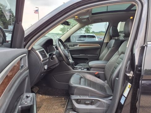 Used 2020 Volkswagen Atlas SEL R-Line AWD/4WD image 14