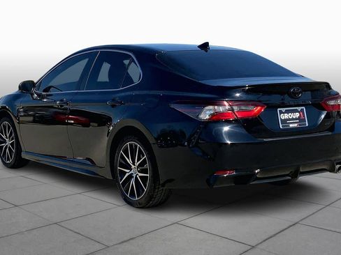 Used 2024 Toyota Camry SE image 12