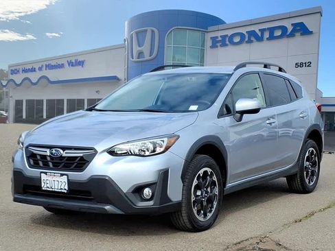 Used 2023 Subaru Crosstrek 2.0i Premium image 1