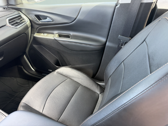 Used 2021 Chevrolet Equinox Premier FWD image 19