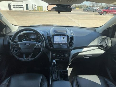 Used 2019 Ford Escape SEL image 3