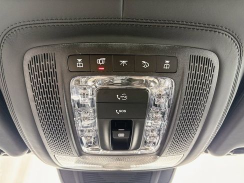 Certified 2023 Mercedes-Benz Maybach GLS 600 4MATIC image 23