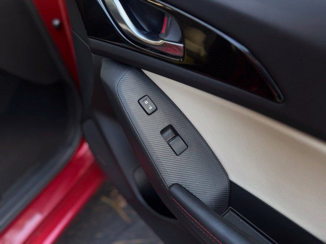 Used 2014 MAZDA MAZDA3 s Grand Touring FWD image 17