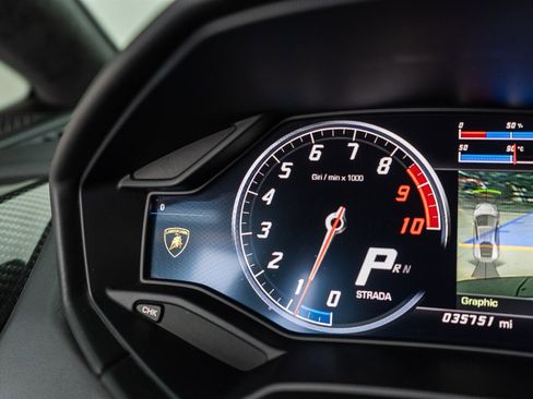 Used 2017 Lamborghini Huracan LP 610-4 AWD/4WD image 70