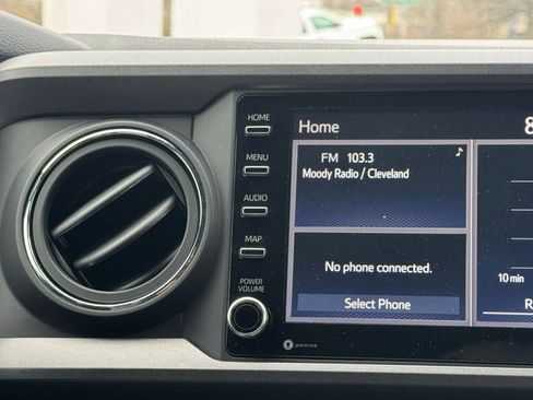 Certified 2023 Toyota Tacoma TRD Off-Road image 40