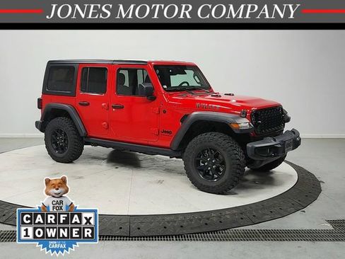 Used 2025 Jeep Wrangler Willys image 1
