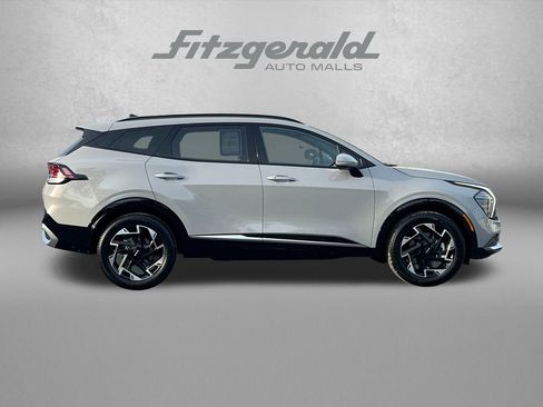 Used 2025 Kia Sportage SX AWD/4WD image 3