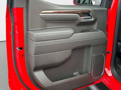 New 2026 GMC Sierra 1500 Elevation w/ Max Trailering Package AWD/4WD image 11