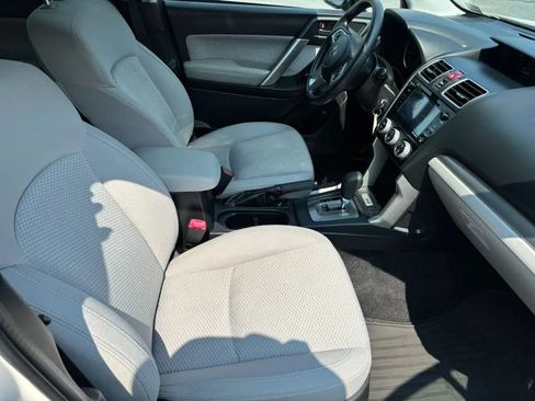 Used 2017 Subaru Forester 2.5i Premium AWD/4WD image 16
