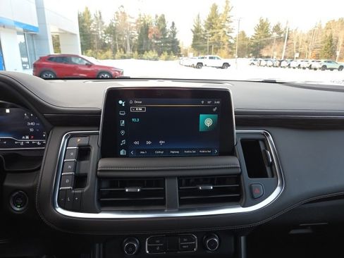 Used 2022 Chevrolet Suburban LT image 63