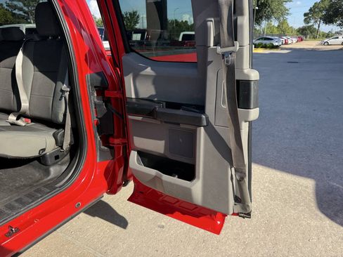 Used 2019 Ford F150 XL w/ Equipment Group 101A Mid AWD/4WD image 13