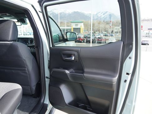 Certified 2023 Toyota Tacoma TRD Sport image 22