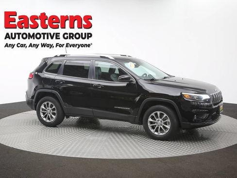 Used 2021 Jeep Cherokee Latitude Plus AWD/4WD image 47