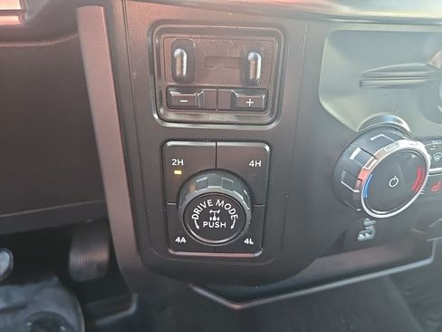 Used 2022 Ford F150 Lariat AWD/4WD image 19