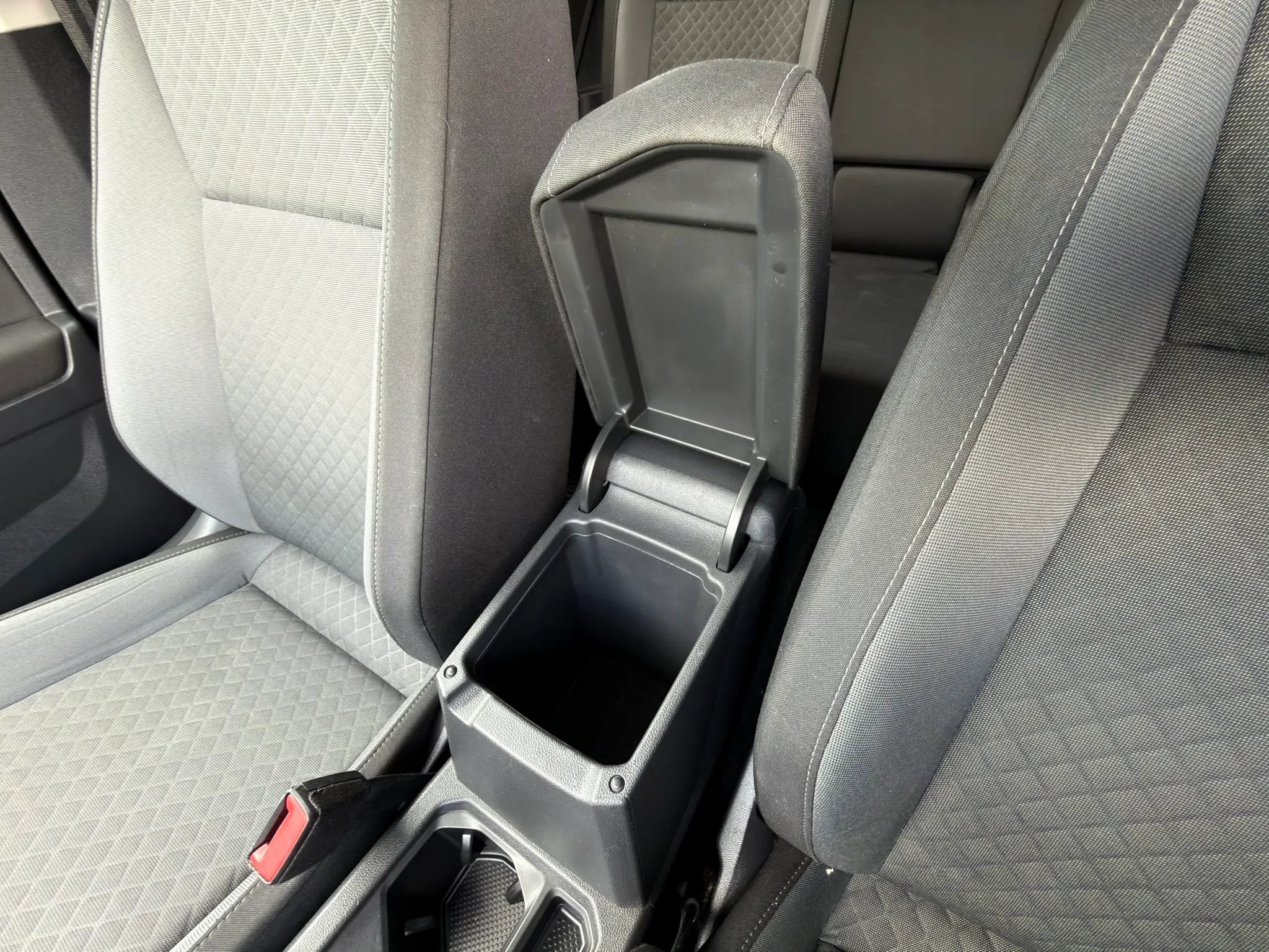 Used 2019 Volkswagen Tiguan S w/ Driver Assistance Package FWD image 27
