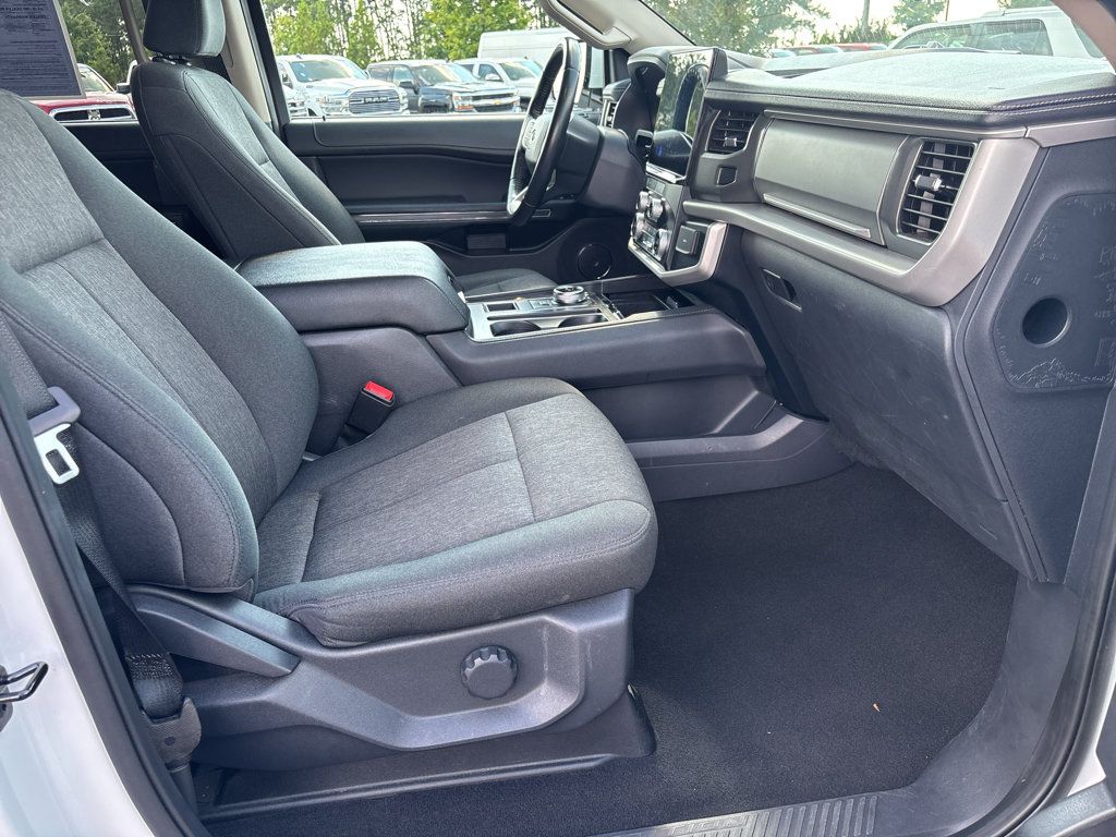 Used 2024 Ford Expedition XLT RWD image 20