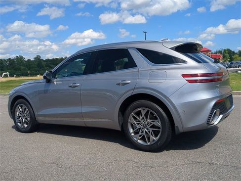 Used 2023 Genesis GV70 2.5T w/ Advanced Package image 6